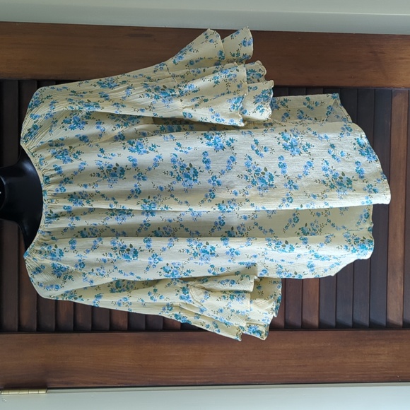 Chaps style top with double ruffled sleeves XL in yellow with blue flowers - Picture 3 of 6